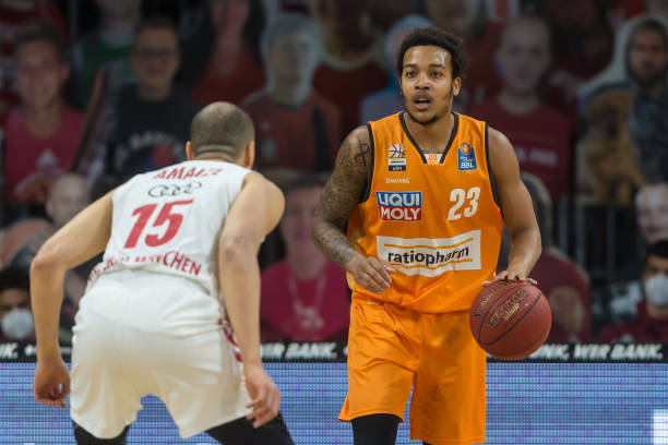 一位稳定贡 一位稳定贡