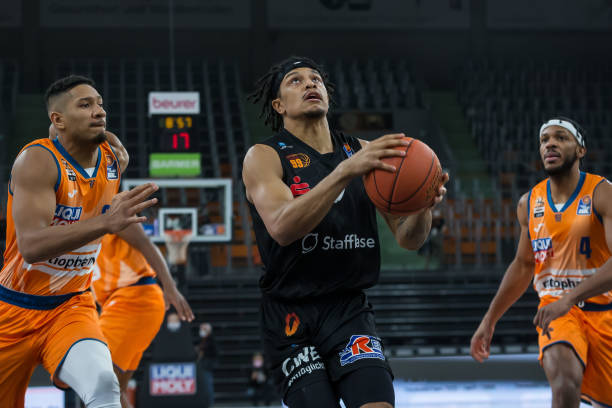 并随后展开 并随后展开