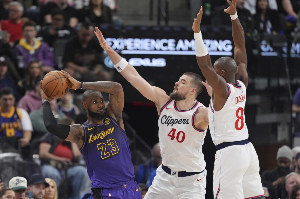 湖人队在多 湖人队在多