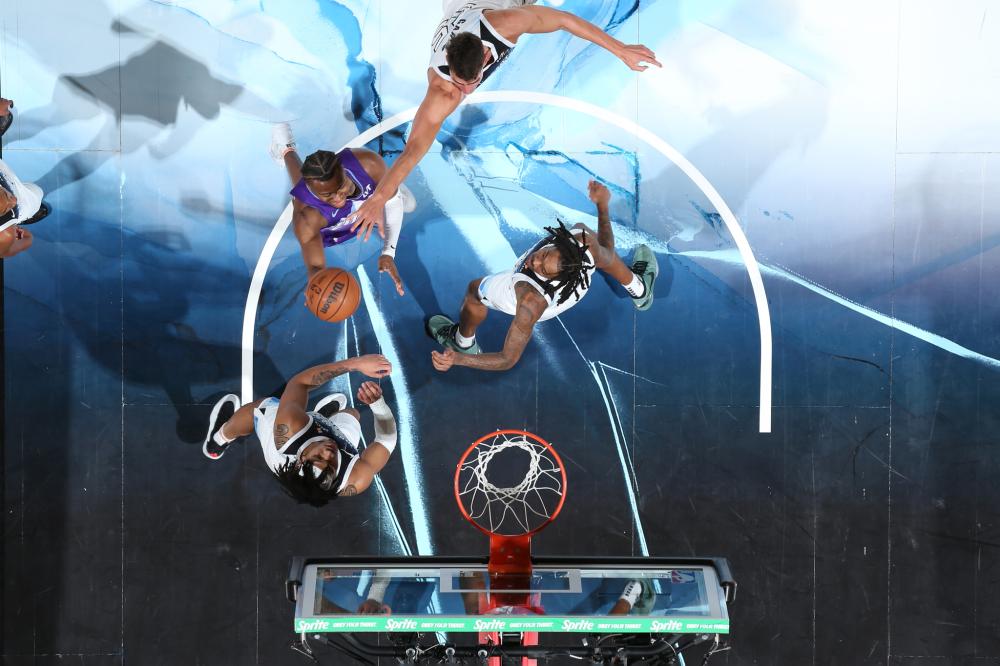 仅值得我们 仅值得我们