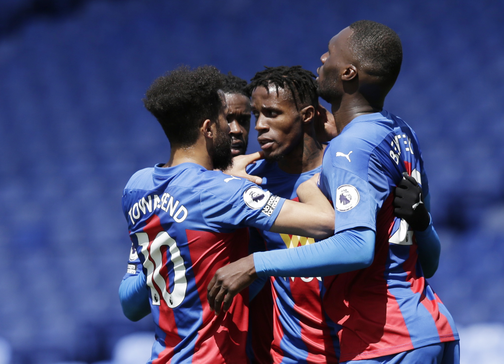 仅巩固了他 仅巩固了他